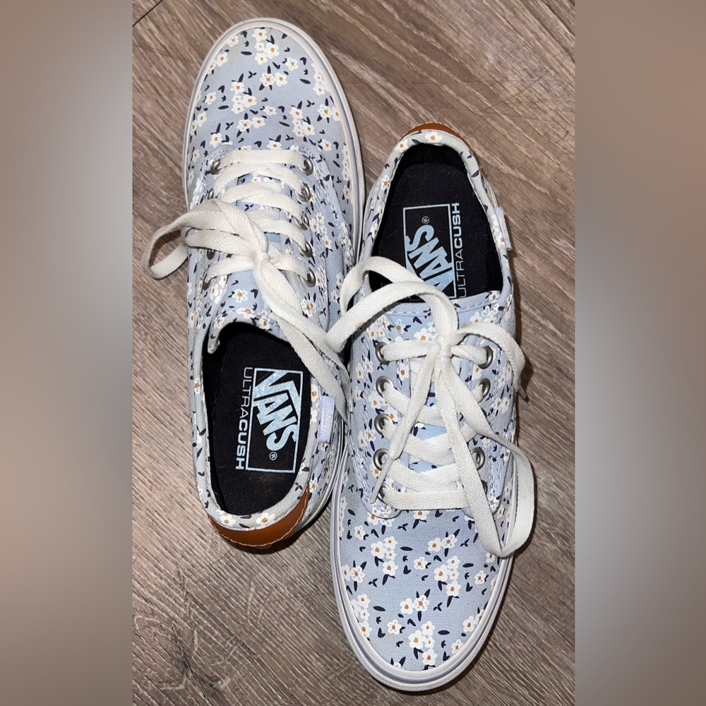 COPY - VANS OFF THE WALL Light Blue Floral Canvas Sneakers Women’s Size 8 Low T…